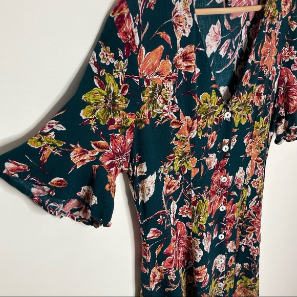 Lulus Garden Of Delight Floral Button Down Dress Size Medium - Picture 9 of 12